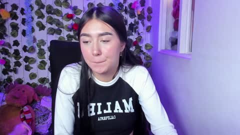 Snapshot of celestinepurple chatting on 12/02/24, 08:11 Celestineeeeee online show from 12/02/24, 08:11