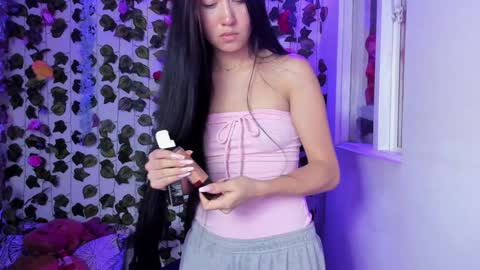 Snapshot of celestinepurple chatting on 12/14/24, 10:50 Celestineeeeee online show from 12/14/24, 10:50