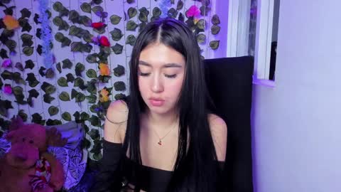 Snapshot of celestinepurple chatting on 12/20/24, 11:05 Celestineeeeee online show from 12/20/24, 11:05