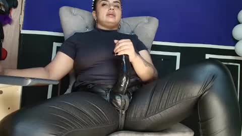       online show from 10/31/25, 11:00