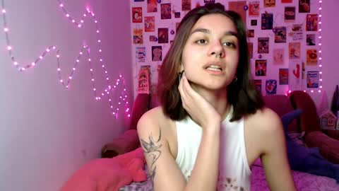 Snapshot of celine_dionn chatting on 12/12/24, 03:27 Celine online show from 12/12/24, 03:27