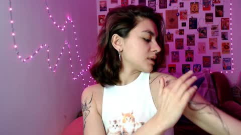 Snapshot of celine_dionn chatting on 01/23/25, 10:32 Celine online show from 01/23/25, 10:32