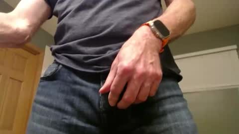 Snapshot of centerfield24 chatting on 03/03/25, 07:32 Centerfield online show from 03/03/25, 07:32