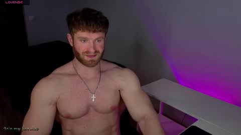 Snapshot of centurion_1 chatting on 11/08/25, 11:36 Bruce online show from 11/08/25, 11:36