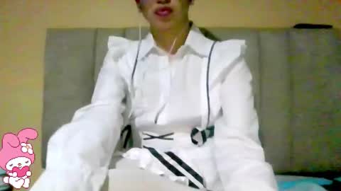 Snapshot of cerecitauwu chatting on 10/15/25, 03:28 Cherry online show from 10/15/25, 03:28