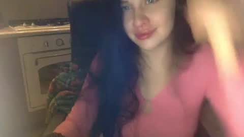 Eva online show from 11/07/25, 10:54