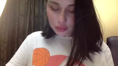 Eva online show from 04/06/26, 08:21