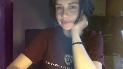 Eva online show from 05/03/26, 07:42