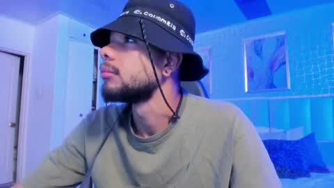 Snapshot of cero_khalifa chatting on 04/17/26, 11:46 cero khalifa online show from 04/17/26, 11:46