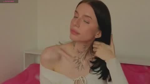 Livia online show from 05/31/26, 04:47