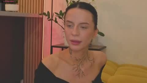 Livia online show from 06/08/26, 10:21