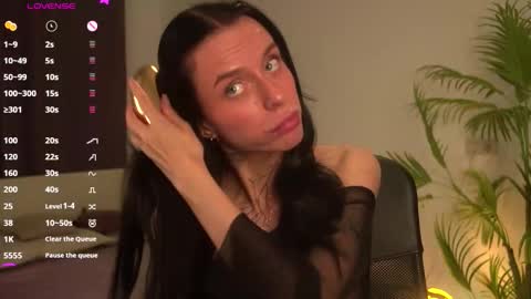 Snapshot of ceserisu chatting on 10/06/25, 09:34 Casey online show from 10/06/25, 09:34