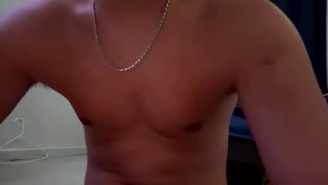 Snapshot of cfelimann chatting on 12/02/25, 05:02 cfelimann online show from 12/02/25, 05:02