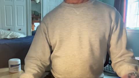 Snapshot of cfnmworkout1 chatting on 02/24/25, 01:10 cfnmworkout1 online show from 02/24/25, 01:10