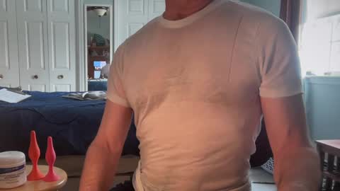 Snapshot of cfnmworkout1 chatting on 02/25/25, 01:06 cfnmworkout1 online show from 02/25/25, 01:06