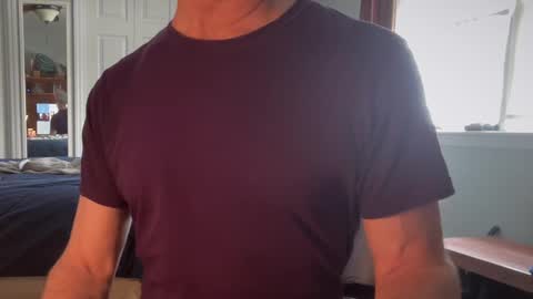 Snapshot of cfnmworkout1 chatting on 02/25/25, 05:04 cfnmworkout1 online show from 02/25/25, 05:04