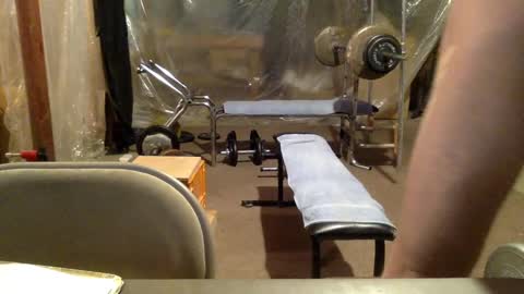 Snapshot of cfnmworkout1 chatting on 10/16/25, 06:42 cfnmworkout1 online show from 10/16/25, 06:42