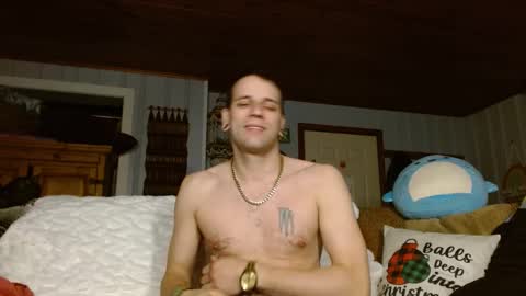 cguffey2284 online show from 12/28/24, 02:54