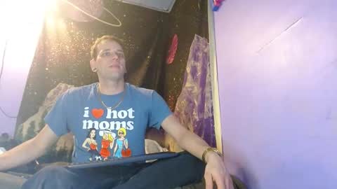 cguffey2284 online show from 01/01/25, 11:40