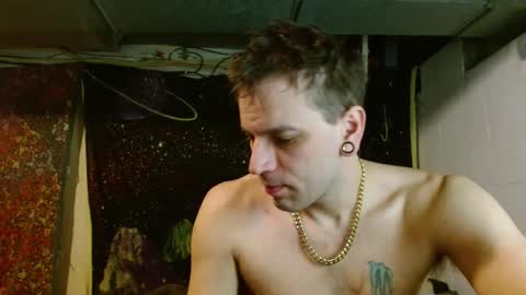 cguffey2284 online show from 01/25/25, 04:13