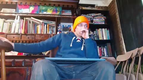 cguffey2284 online show from 02/12/25, 07:56