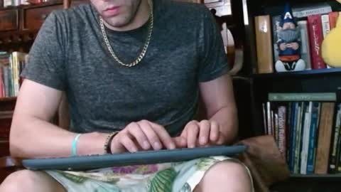 cguffey2284 online show from 02/17/25, 07:26