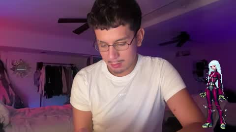 Snapshot of ch3micalhyp3boy chatting on 10/19/25, 06:36 Kpapi online show from 10/19/25, 06:36