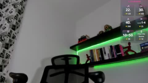 Snapshot of chabela_ chatting on 02/09/25, 08:44 Isa online show from 02/09/25, 08:44