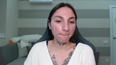 Kate online show from 02/26/25, 06:26