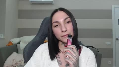 Kate online show from 02/27/25, 10:04