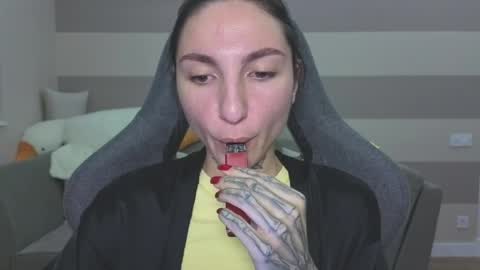 Kate online show from 07/14/26, 05:45