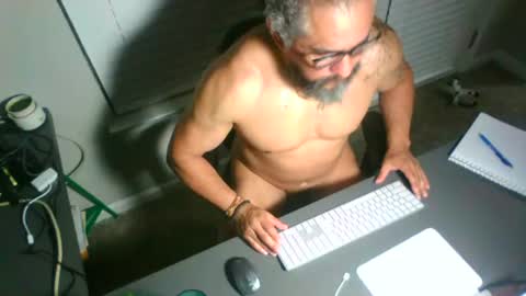 Snapshot of chacho1968 chatting on 07/26/26, 05:48 Chuck online show from 07/26/26, 05:48