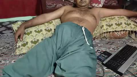 Snapshot of chadipluskhangarh chatting on 06/10/26, 07:24 Stormydick online show from 06/10/26, 07:24