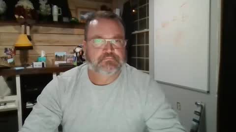 chadmichaell online show from 12/03/25, 01:13