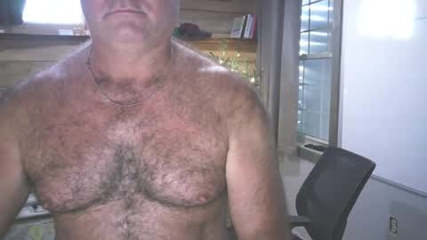 Snapshot of chadmichaell chatting on 06/25/26, 01:27 chadmichaell online show from 06/25/26, 01:27