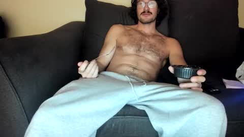 Lydong online show from 11/21/25, 06:23