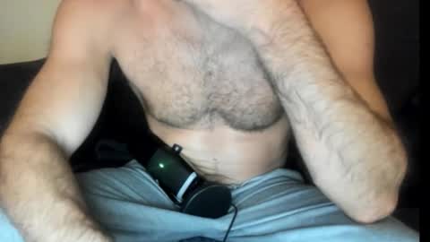 Lydong online show from 11/26/25, 09:43