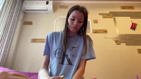Luna online show from 06/19/26, 08:07