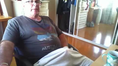 Chalky online show from 09/24/25, 05:33