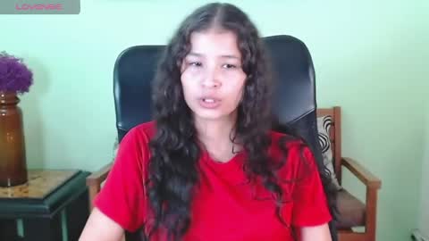 Snapshot of chalonvera chatting on 04/22/26, 10:33 Chalon online show from 04/22/26, 10:33