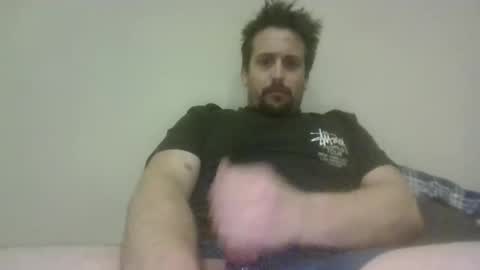 Snapshot of champagneandbitches chatting on 09/17/25, 05:47 champagneandbitches online show from 09/17/25, 05:47