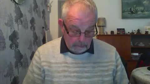 Snapshot of champers37 chatting on 01/19/25, 09:55 Champers online show from 01/19/25, 09:55