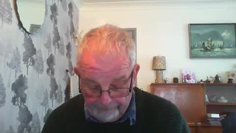 Snapshot of champers37 chatting on 02/12/25, 01:27 Champers online show from 02/12/25, 01:27