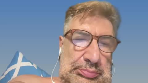 Snapshot of champsex305610 chatting on 03/02/25, 05:58 champsex305610 online show from 03/02/25, 05:58