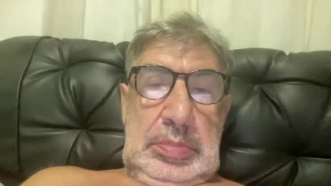 Snapshot of champsex305610 chatting on 02/18/26, 07:43 champsex305610 online show from 02/18/26, 07:43