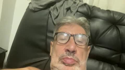 Snapshot of champsex305610 chatting on 03/02/26, 05:53 champsex305610 online show from 03/02/26, 05:53