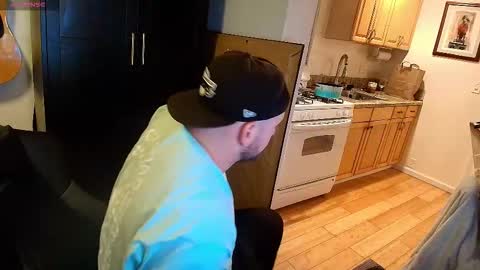 Chance Cruise online show from 12/17/25, 04:40