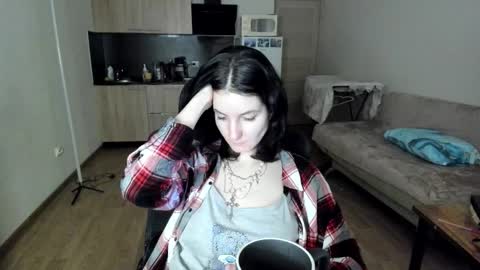 Snapshot of chanel_5984263 chatting on 11/15/25, 12:56 Vika online show from 11/15/25, 12:56