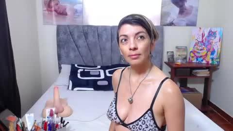 Snapshot of chanel_joliee chatting on 07/05/26, 01:18 chanel online show from 07/05/26, 01:18