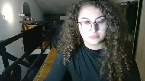 Stephanieblisss online show from 03/03/26, 04:24